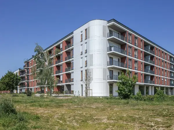 Royal Residence 6B
